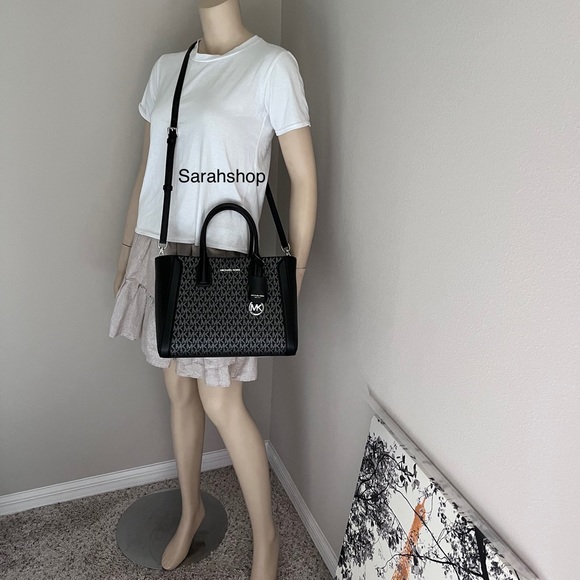 Michael Kors 3 pcs. set🌼 - Picture 7 of 16